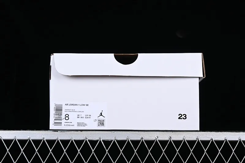 All categories Air Jordan Jordan series basketball shoes Air Jordan 1 Low Air Jordan 1 Low "Born To Fly" AJ1 Joe 1 blue and white flame FJ7219-441